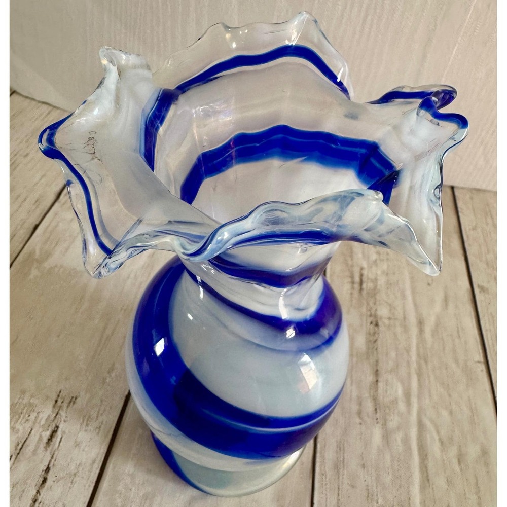 Art Glass Vase Blue White Swirl Ruffled Edge Home Decor Accent Smith's Old Timer - Picture 6 of 6